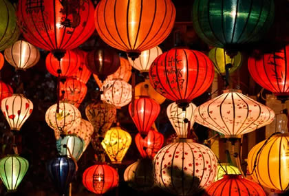 家里挂灯笼有什么讲究视频 屋子里挂灯笼有什么讲究插图 家里挂灯笼有什么讲究视频 屋子里挂灯笼有什么讲究插图